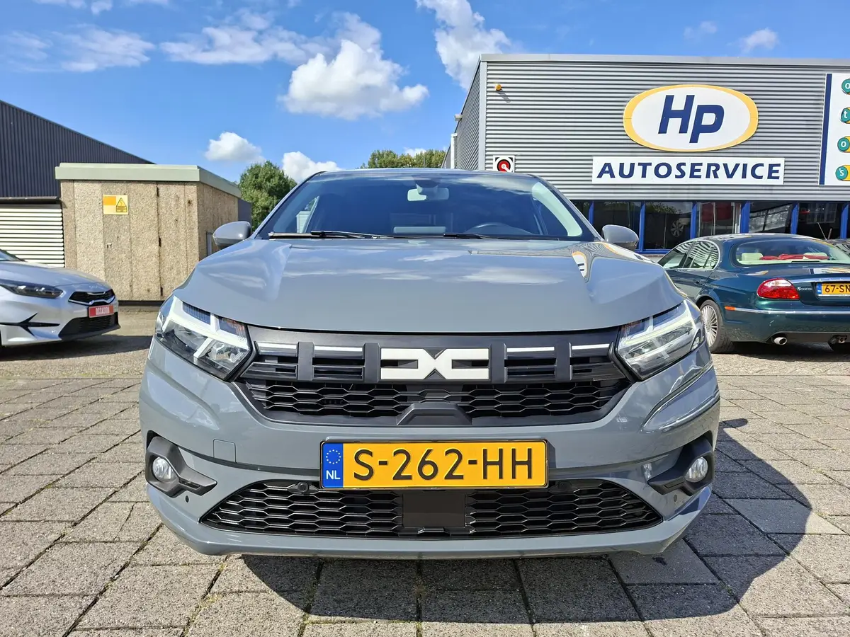 Dacia Sandero 1.0 TCe 100 Bi-Fuel Expression: foto 2