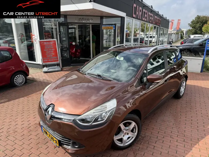 Renault Clio Estate 0.9 TCe Authentique airco navi trekhaak 93dkm 2014 leasen bij DreamLease: foto 1