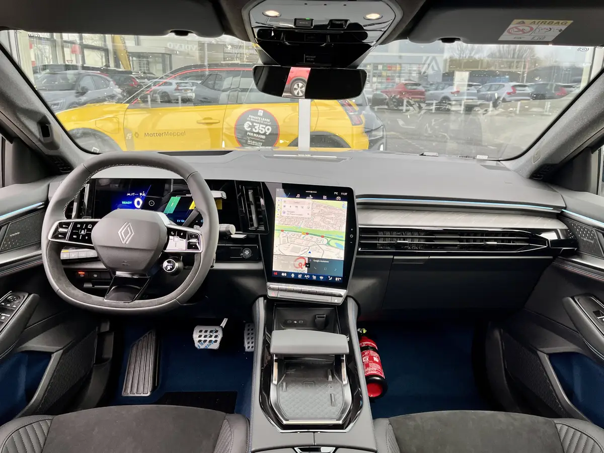Renault Rafale E-Tech 4x4 Plug-In Hybrid Hyper 300 Atelier Alpine: foto 2