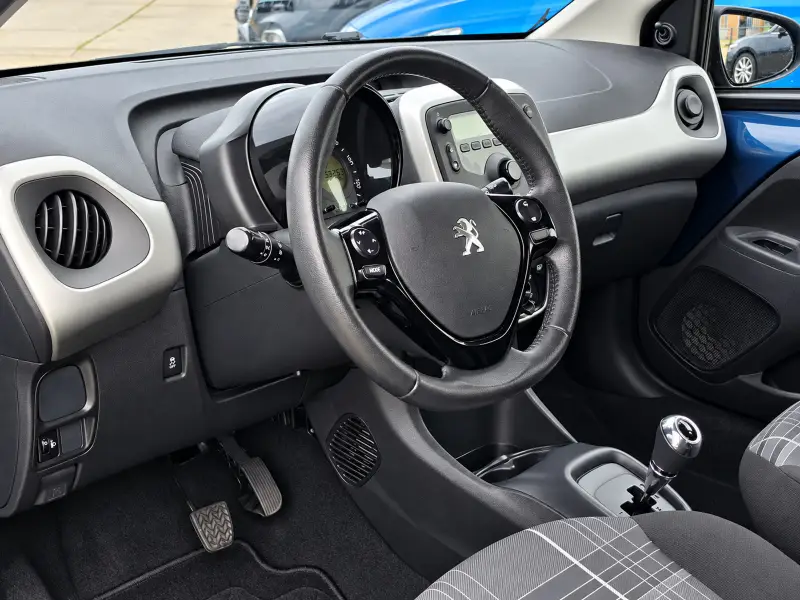 Peugeot 108 1.0 e-VTi Active 2016 leasen bij DreamLease: foto 2