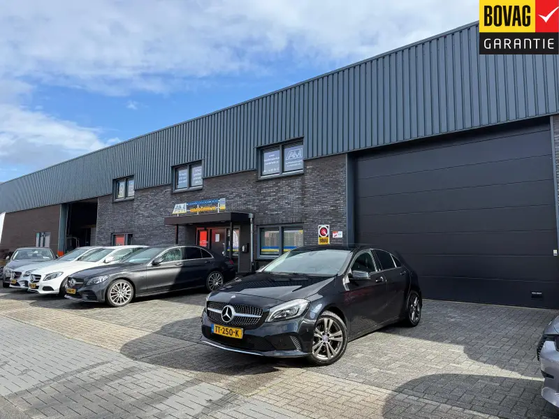 Mercedes-Benz A-Klasse 160 AMG Night Edition 2016 leasen bij DreamLease: foto 1
