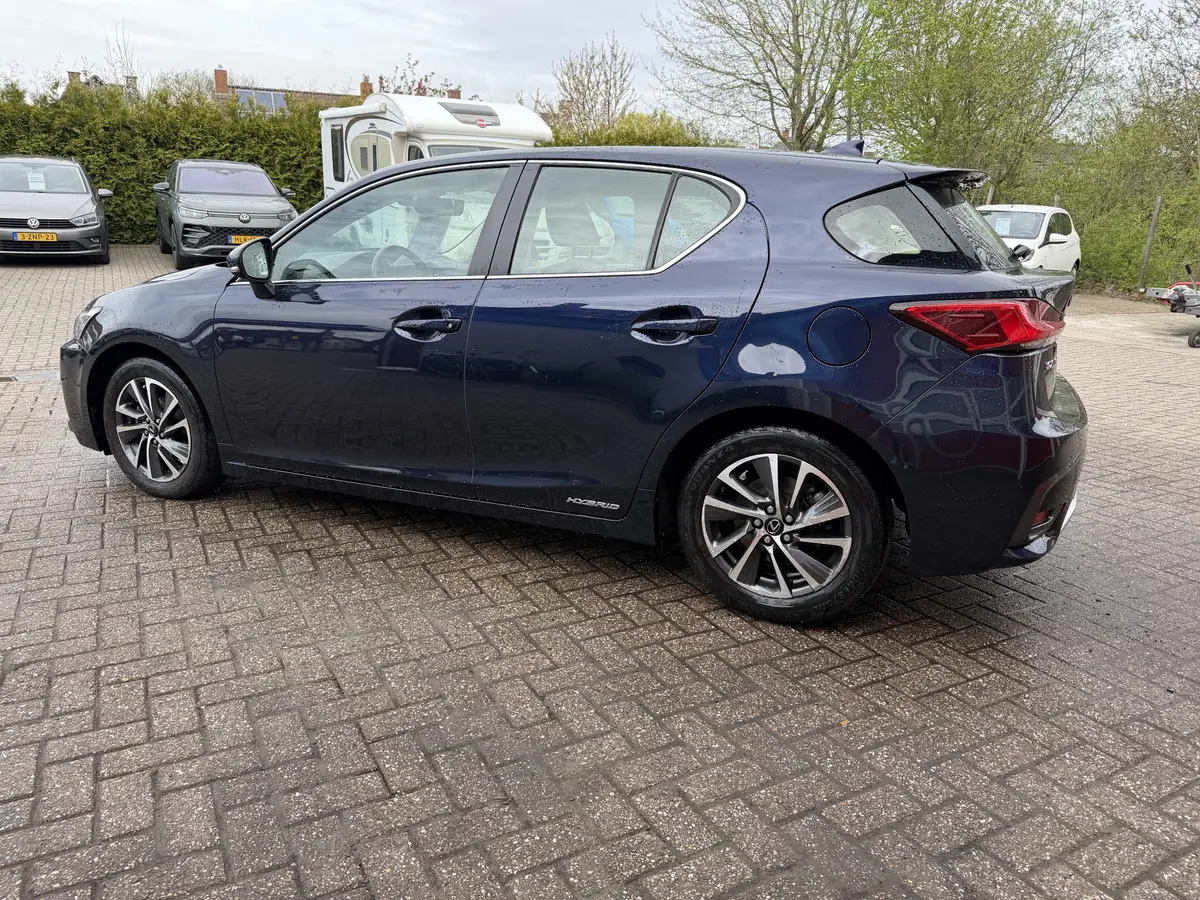 Lexus CT 200h | 100 PK | Ultimate Edition | 79.000 km! |: foto 2