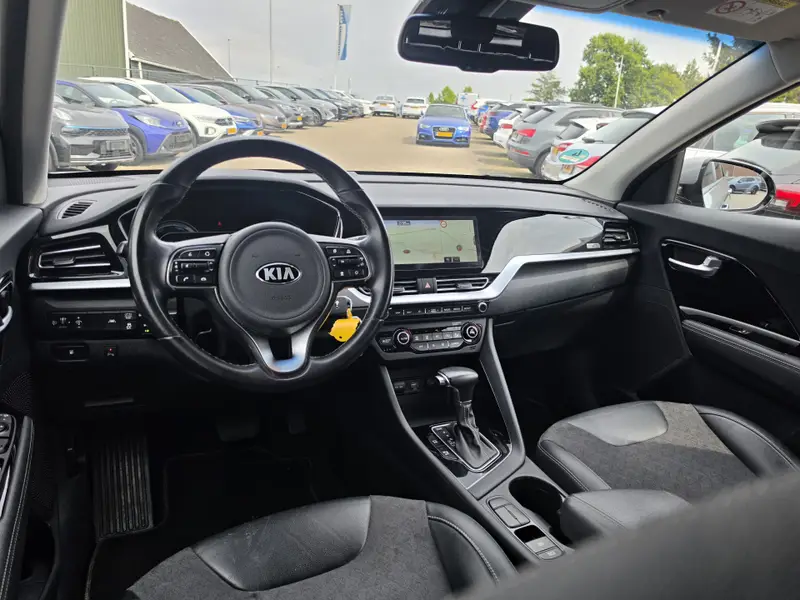 Kia Niro 1.6 GDi Hybrid DynamicLine 2019 leasen bij DreamLease: foto 2