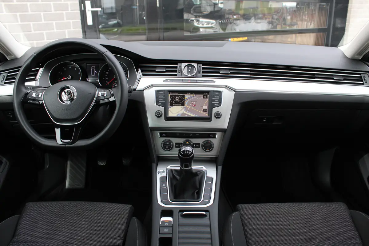 Volkswagen Passat Variant 1.4 TSI Business Edition: foto 2