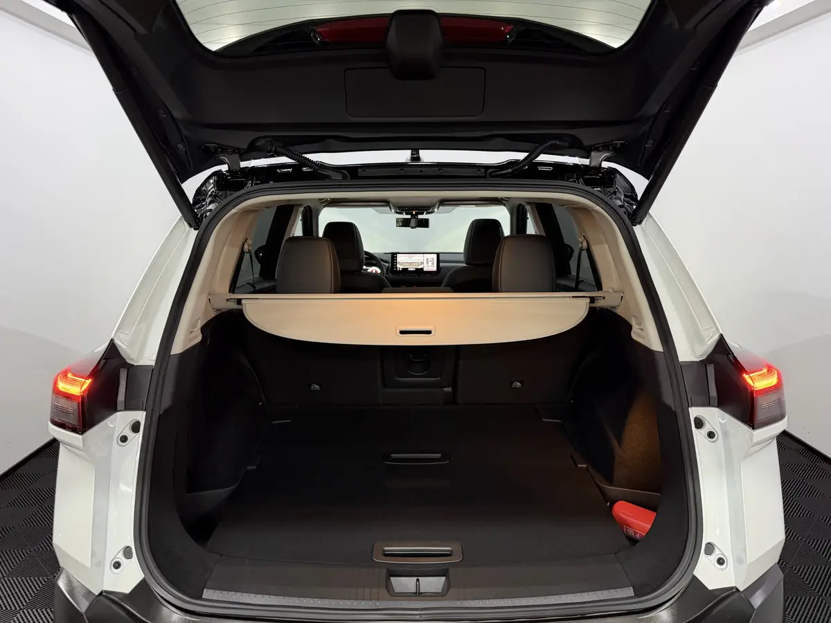 Nissan X-Trail 1.5 e-Power e-4orce Tekna Plus: foto 33