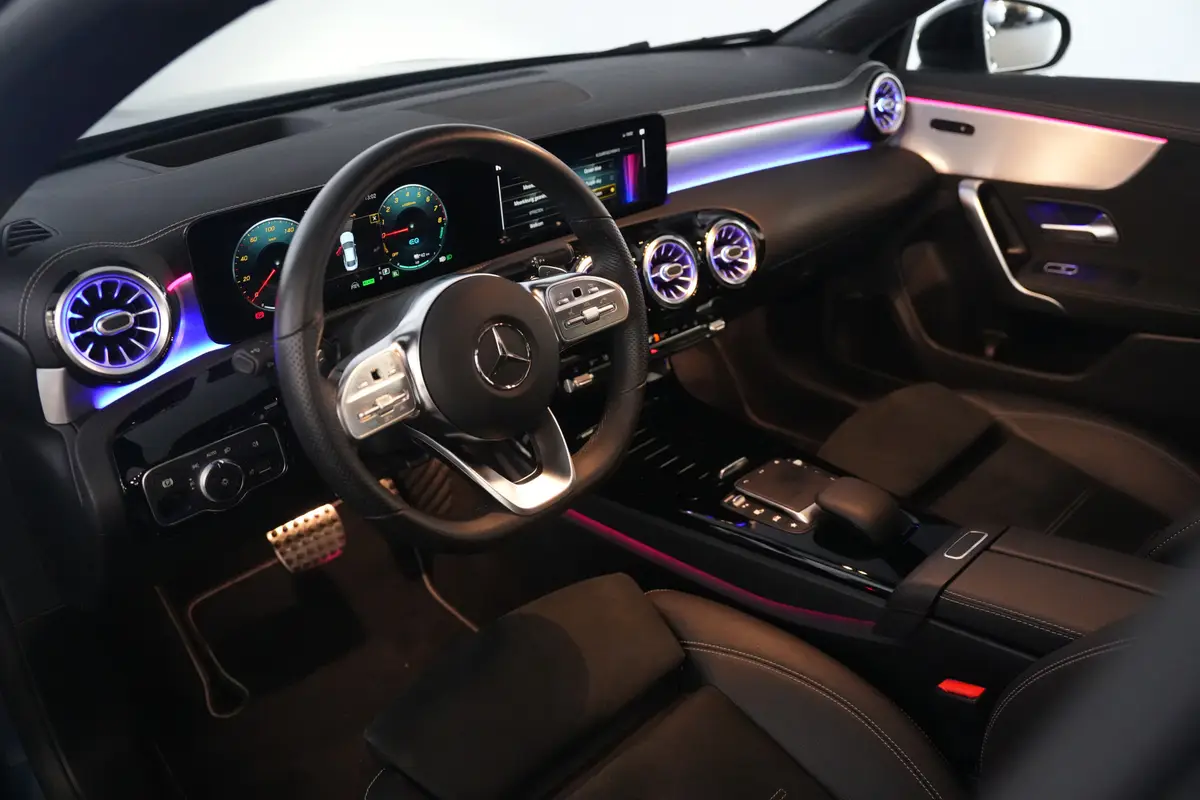 Mercedes-Benz CLA 250 e Coupé AMG: foto 74