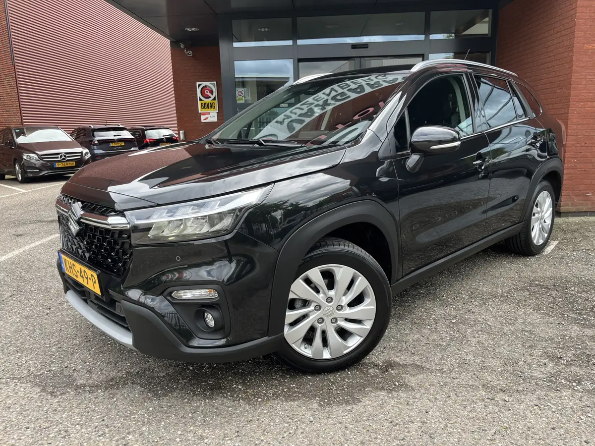 Suzuki S-Cross 1.5 Hybrid Style // ADAPT. CRUISE // DODEHOEK // STOELVERWARMING // CAMERA // APPLE-ANDROID AUTO // KEYLESS //: foto 2