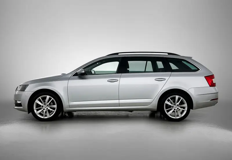Škoda Octavia Combi 1.5 TSI Greentech Business Edition 2020 leasen bij DreamLease: foto 2