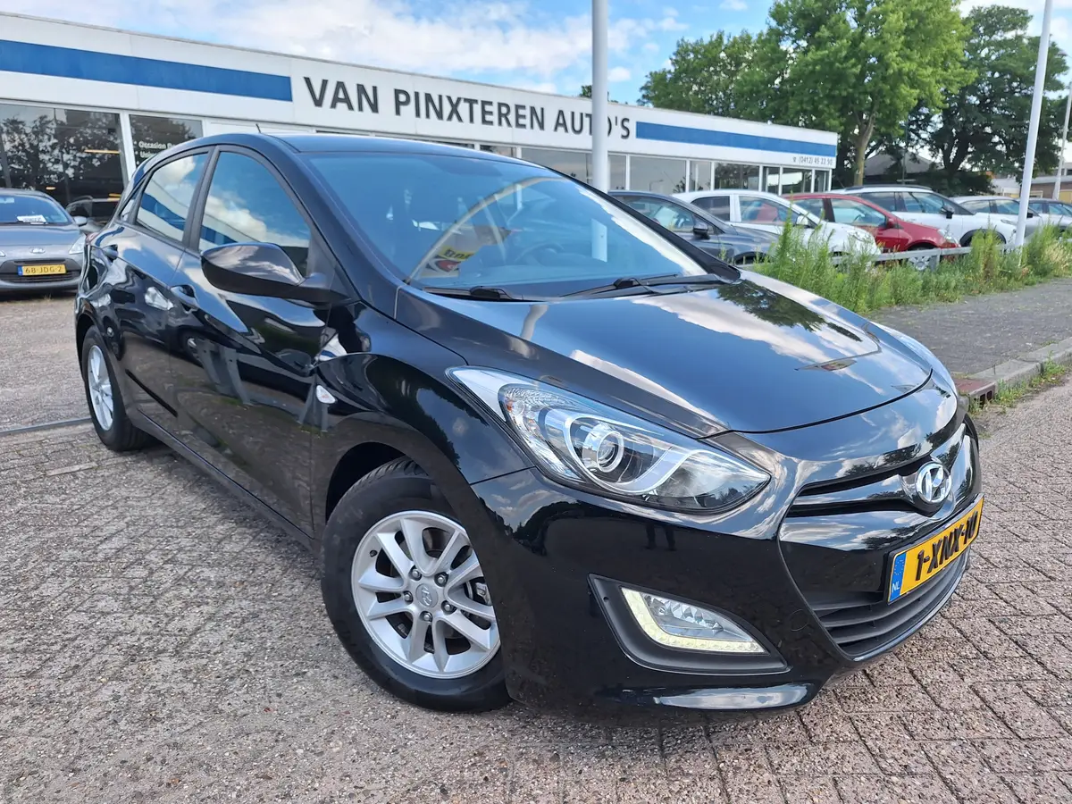 Hyundai i30 1.4i i-Motion: foto 1