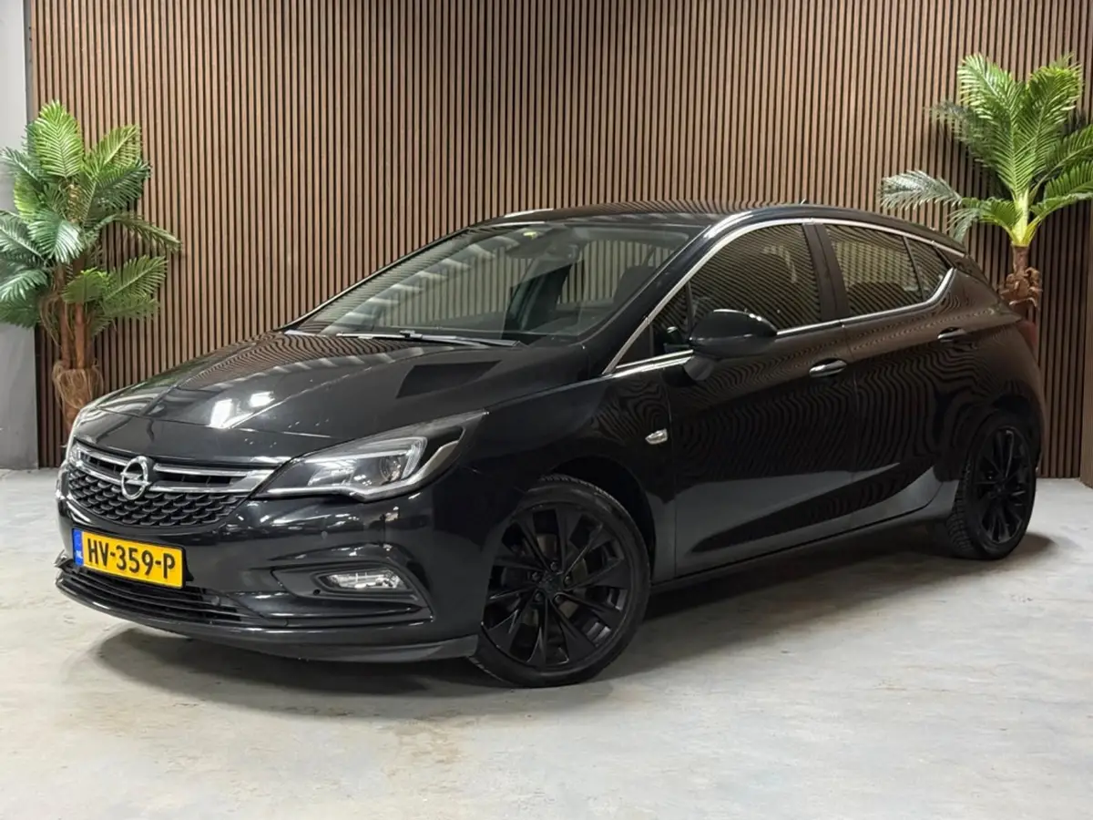 Opel Astra 1.0 Edition: foto 1