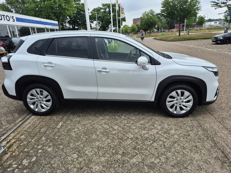 Suzuki S-Cross 1.5 Hybrid Select 2023 leasen bij DreamLease: foto 2