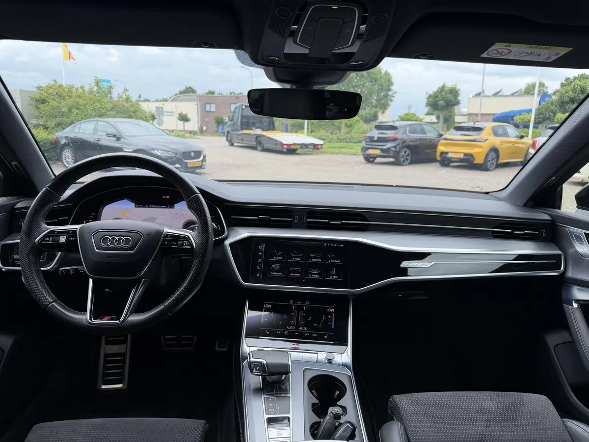 Audi A6 Avant 55 TFSI quattro S edition: foto 2