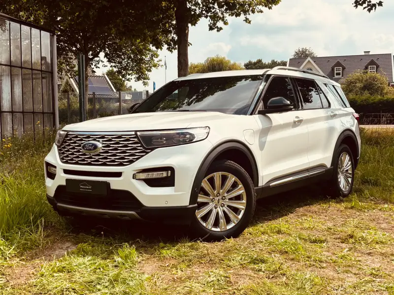 Ford Explorer 3.0 V6 PHEV PLATINUM 2022 leasen bij DreamLease: foto 1