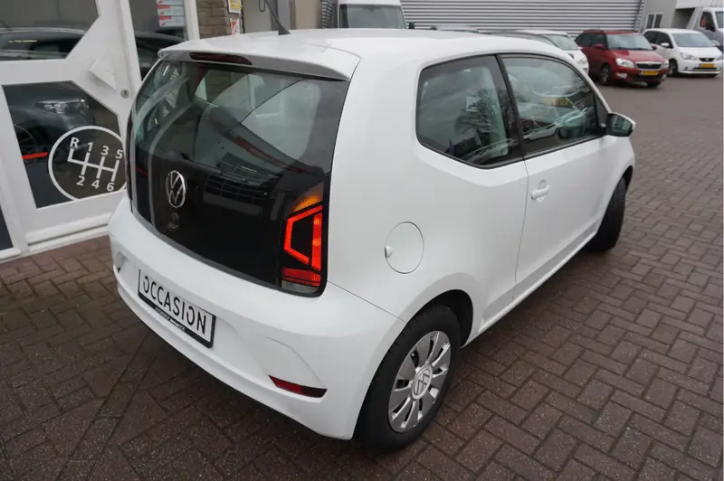 Volkswagen up! 1.0I 48KW 2021 leasen bij DreamLease: foto 2
