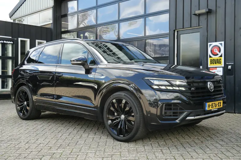 Volkswagen Touareg 3.0 TSI R-Line 340 PK 2019 leasen bij DreamLease: foto 1