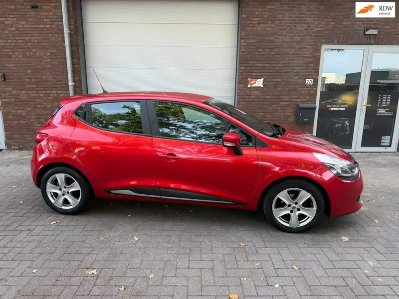 Renault Clio Estate 1.2 Dynamique|AUTOMAAT|AIRCO|NAVI|NEW APK 2014 leasen bij DreamLease: foto 1