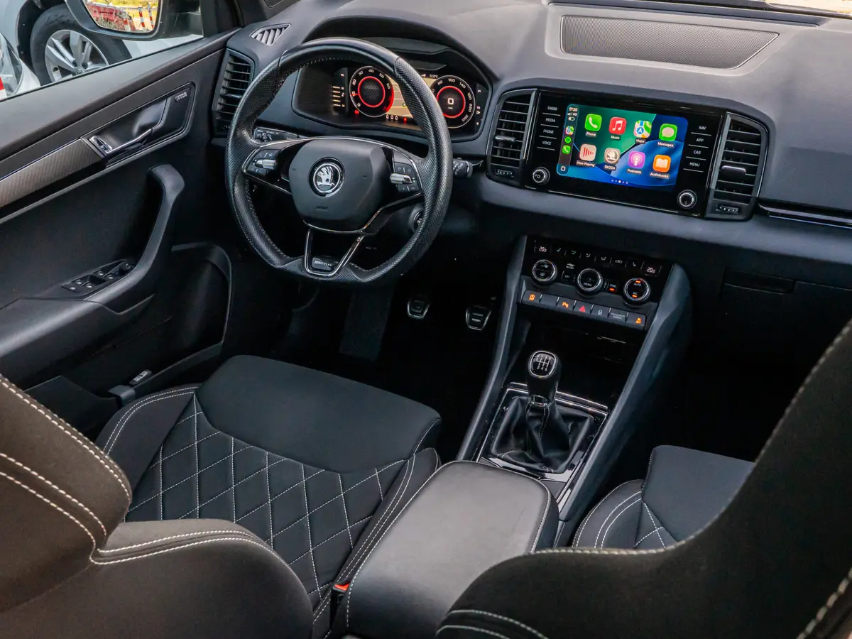 Škoda Karoq 1.5 TSI ACT Sportline Business: foto 2