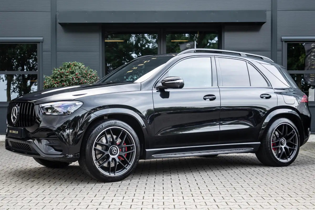 Mercedes-Benz GLE 400 e 4MATIC AMG Line: foto 2