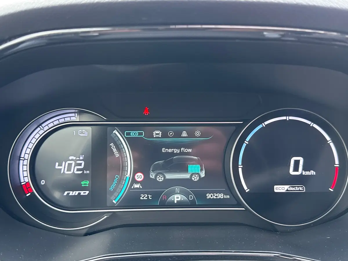 Kia e-Niro ExecutiveLine 64 kWh warmtepomp SOH 100% OPEN DAK LEER /JBL/ CAMERA: foto 25