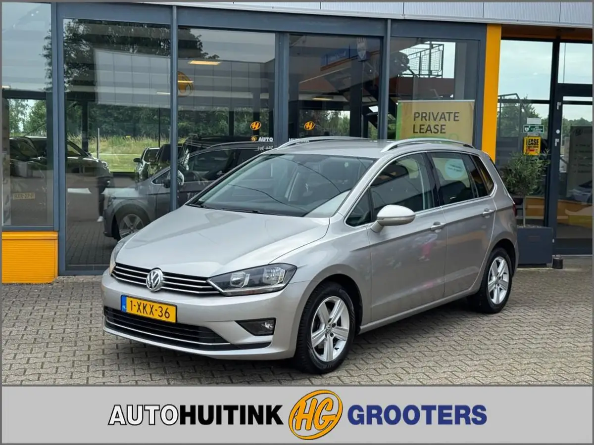 Volkswagen Golf Sportsvan 1.4 TSI Highline - all season - trekhaak wegklapbaar: foto 1
