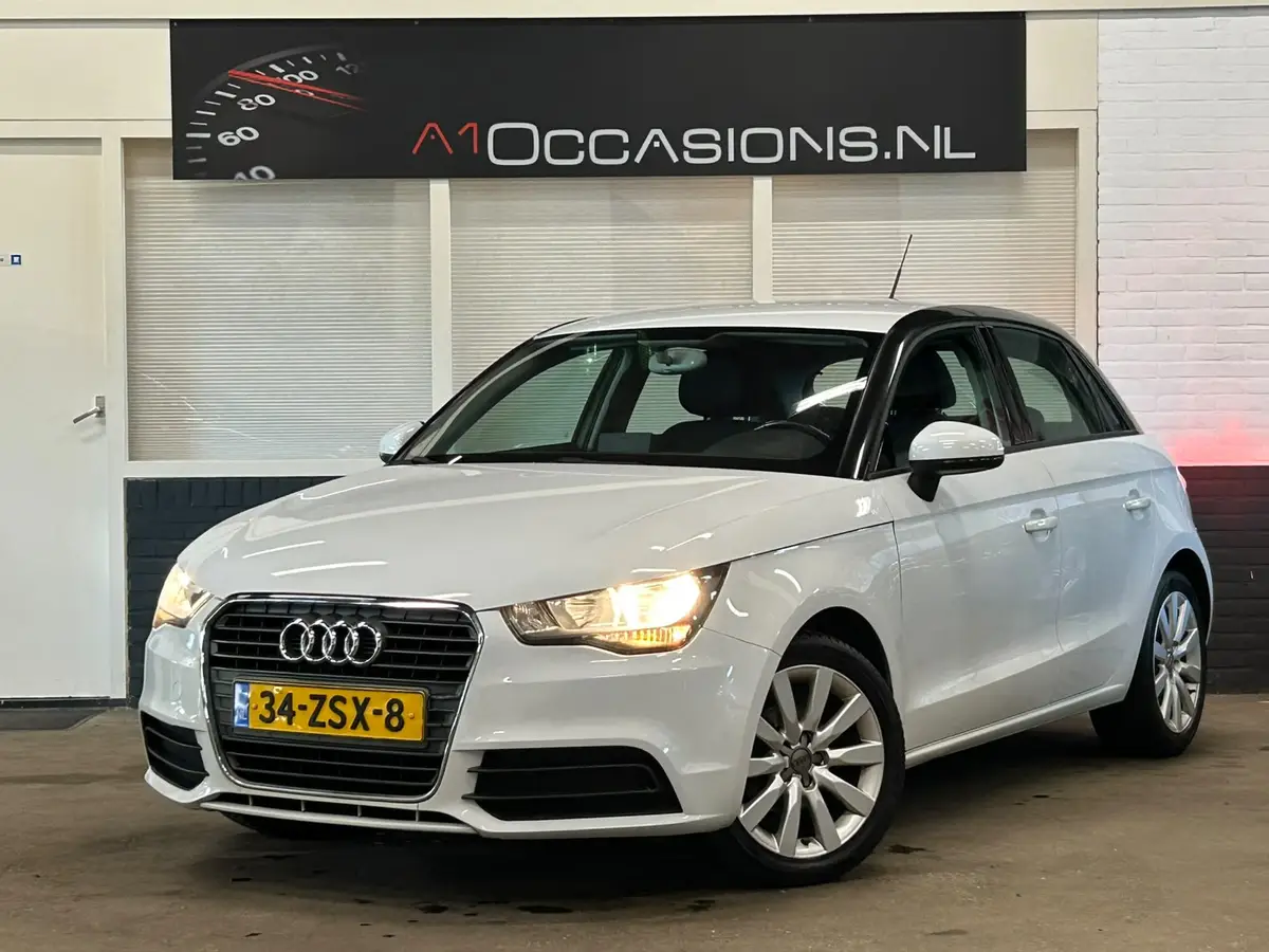 Audi A1 Sportback 1.2 TFSI Connect: foto 2