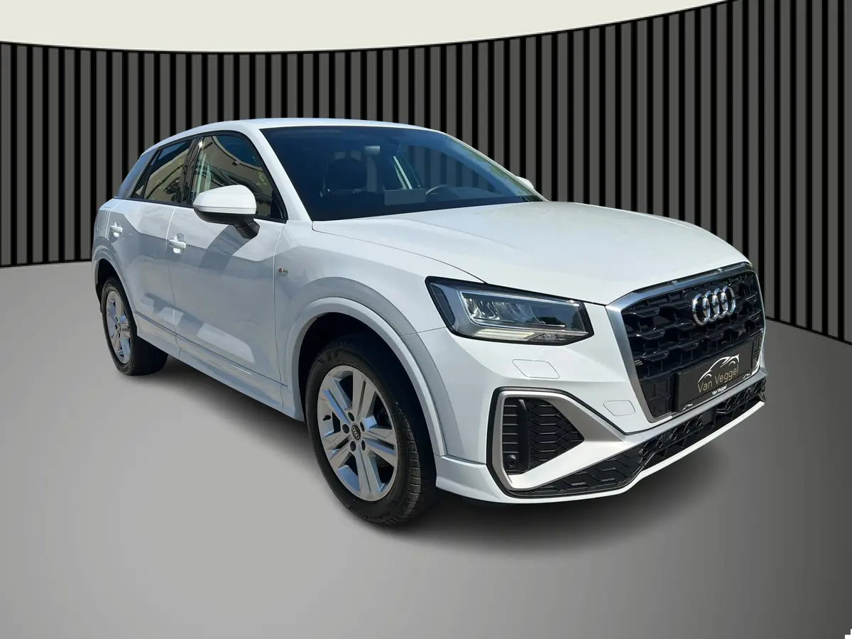Audi Q2 35 TFSI Sport: foto 1