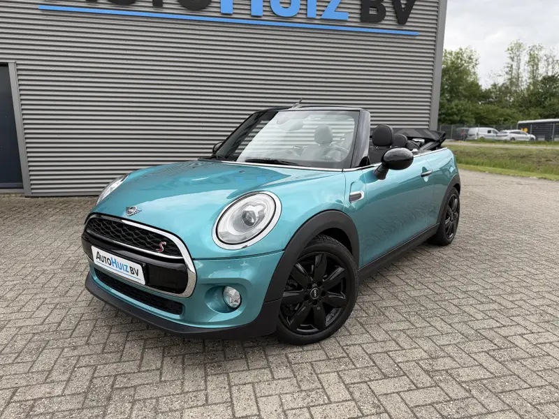 MINI Cooper Cabrio Mini 1.5 136 PK Chili Wired Pakket LED Navi Pro PDC Union Jack Dak Stoelverwarming DAB Keyless Entry 2017 leasen bij DreamLease: foto 2