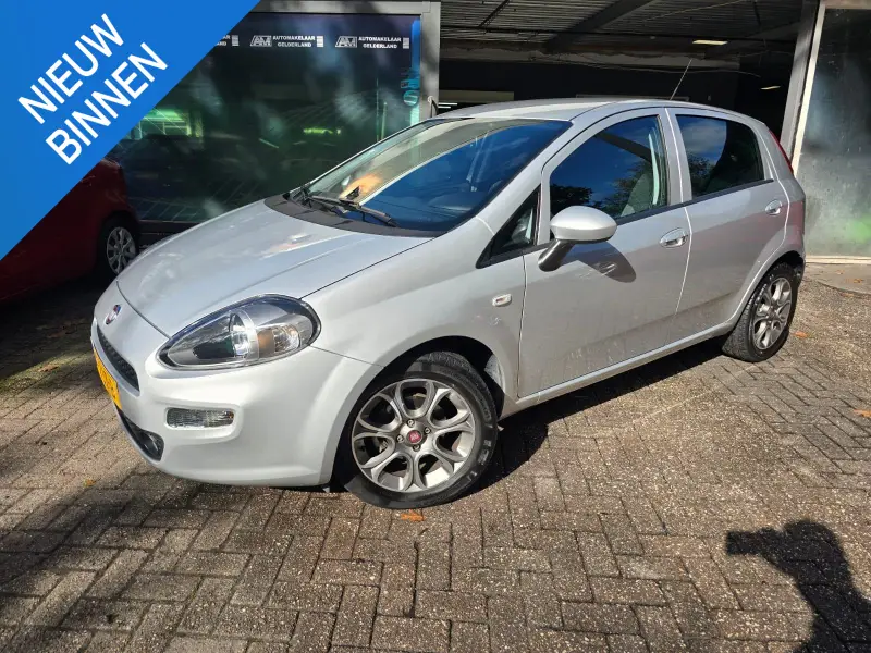 Fiat Punto Evo 0.9 TwinAir Sempre 2018 leasen bij DreamLease: foto 1