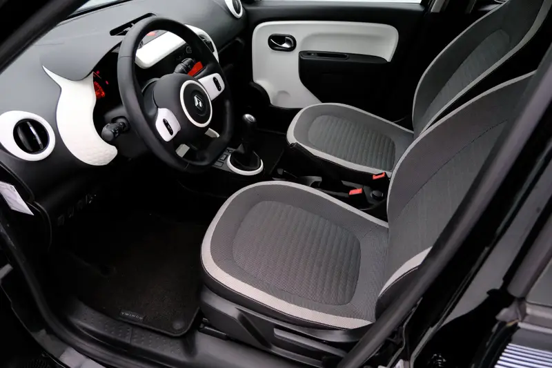 Renault Twingo 1.0 SCe Collection 5-drs Airco|Cruise|LED dagrij 2017 leasen bij DreamLease: foto 2