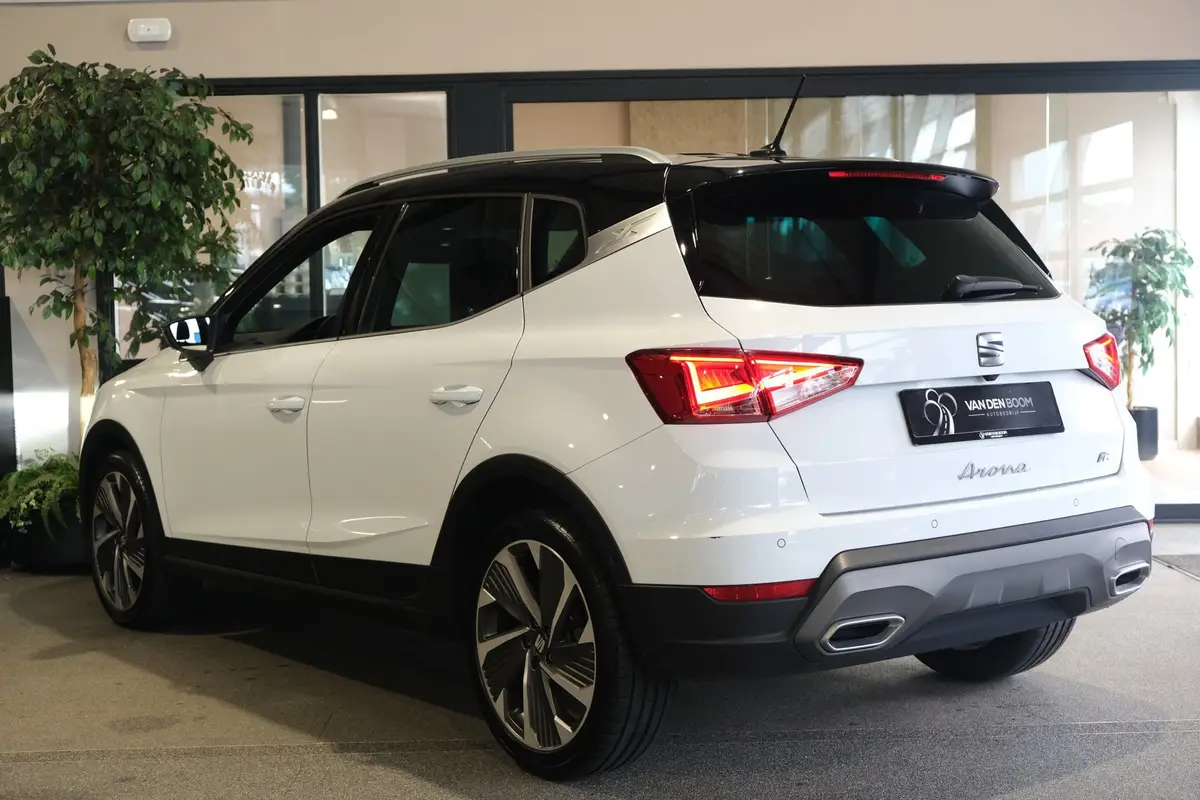 SEAT Arona 1.0 TSI FR 110PK DSG Facelift Led Navi Cam Virtual Keyless ACC: foto 2