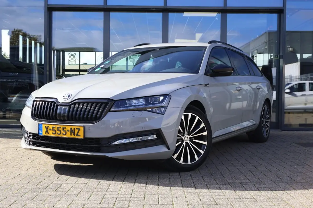 Škoda Superb 1.5 TSI Sportline Business DSG 18 1e eigenaar NL Auto: foto 2