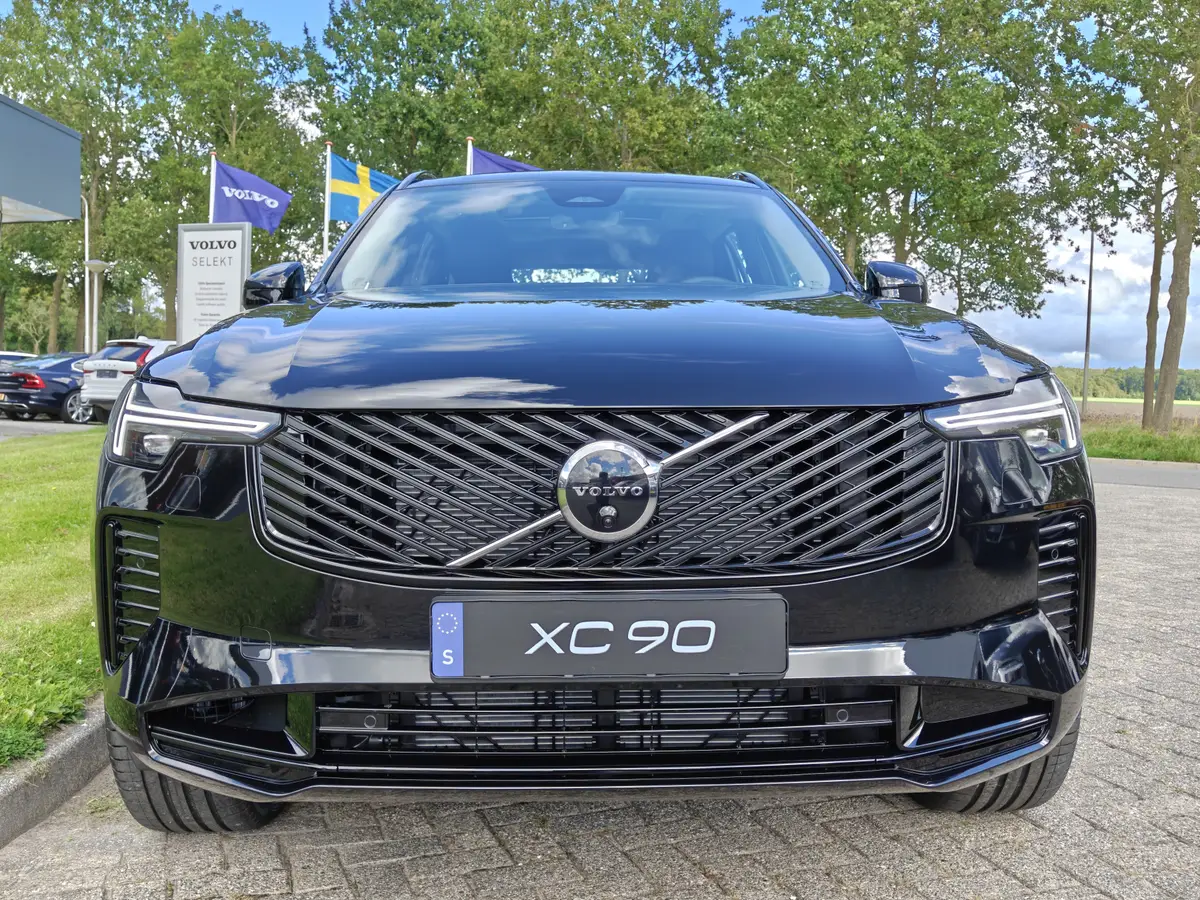 Volvo XC90 T8 Plug-in hybrid AWD Ultra Black Ed. Exec.: foto 2