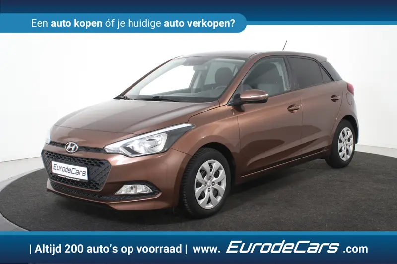 Hyundai i20 1.4i i-Vision Automaat *Navigatie*Camera*Stoelverwarming* 2017 leasen bij DreamLease: foto 1