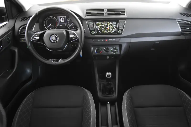 Škoda Fabia Combi 1.0 TSI Combi *1ste Eigenaar*Navigatie*PDC* 2021 leasen bij DreamLease: foto 2