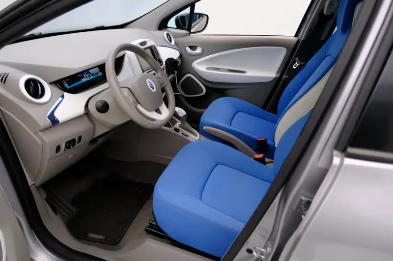 Renault ZOE Q210 Zen Quickcharge 22 kWh (Huur Accu) Aut. Navi|Clima|Cam|LMV 2014 leasen bij DreamLease: foto 2
