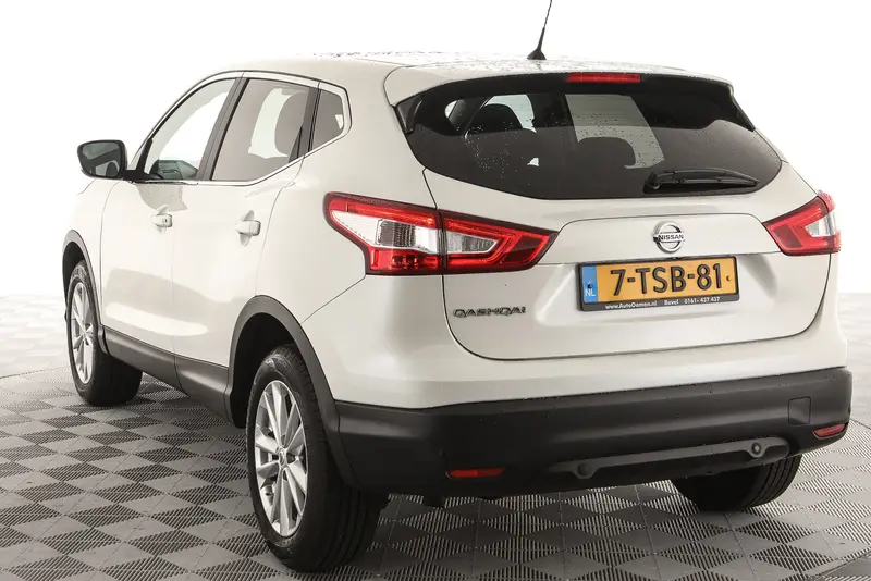 Nissan QASHQAI 1.2 Connect Edition 2014 leasen bij DreamLease: foto 2