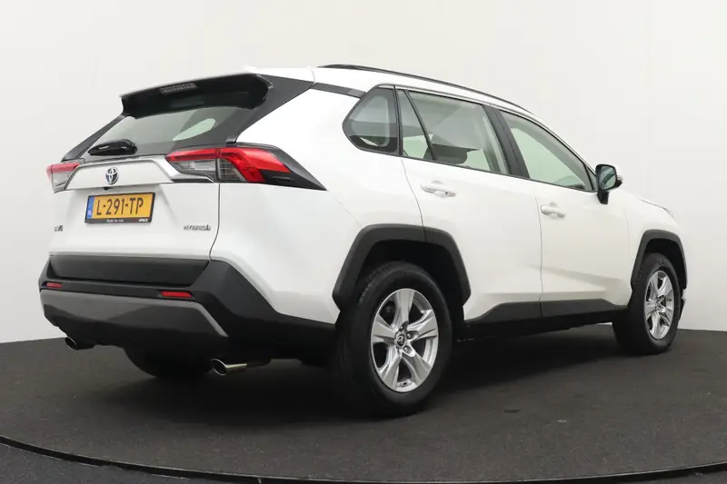 Toyota RAV4 2.5 Hybrid Active 2021 leasen bij DreamLease: foto 2