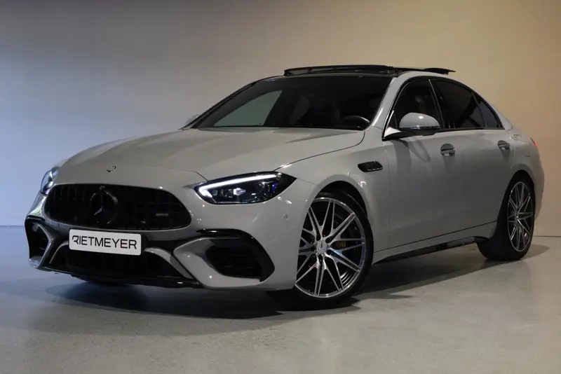 Mercedes-Benz C-Klasse AMG 63 S E Performance 2025 leasen bij DreamLease: foto 1