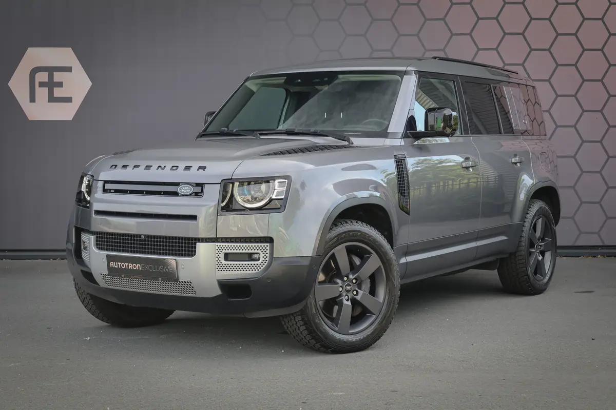 Land Rover Defender 110 P400e | PANORAMADAK | STOELVERWARMING | COLD CLIMATE PACK INCL. VOORRUIT EN STUURWIELVERWARMING | ELEK. TREKHAAK | LED KOPLAMPEN | VIRTUAL MIRROR | KOELKAST |: foto 1