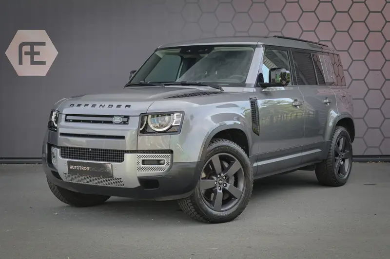 Land Rover Defender 110 P400e | PANORAMADAK | STOELVERWARMING | COLD CLIMATE PACK INCL. VOORRUIT EN STUURWIELVERWARMING | ELEK. TREKHAAK | LED KOPLAMPEN | VIRTUAL MIRROR | KOELKAST | 2021 leasen bij DreamLease: foto 1