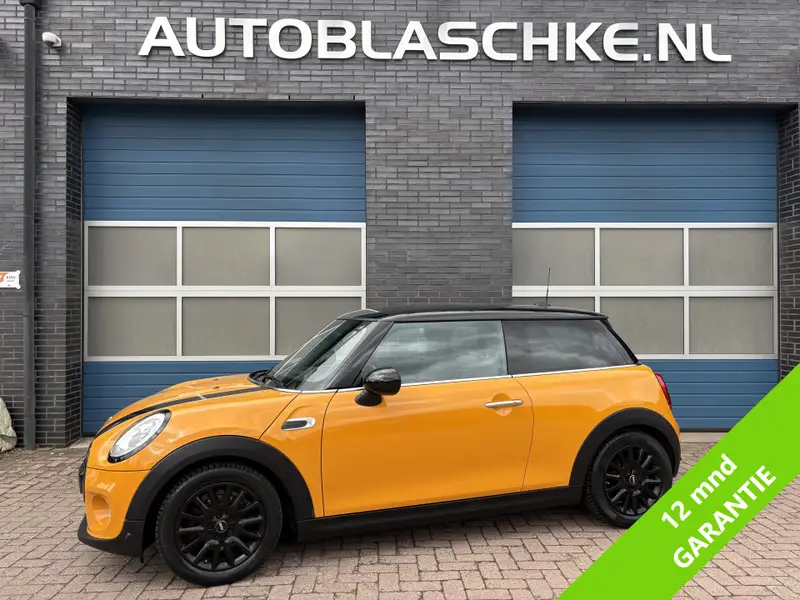 MINI 3-Deurs 1.5 Cooper Pepper Business, climate/cruise/navi 2015 leasen bij DreamLease: foto 1
