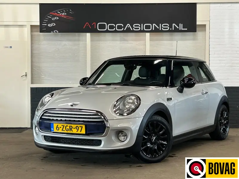 MINI 3-Deurs 1.5 Cooper Business PANODAK + LEER! 2015 leasen bij DreamLease: foto 1