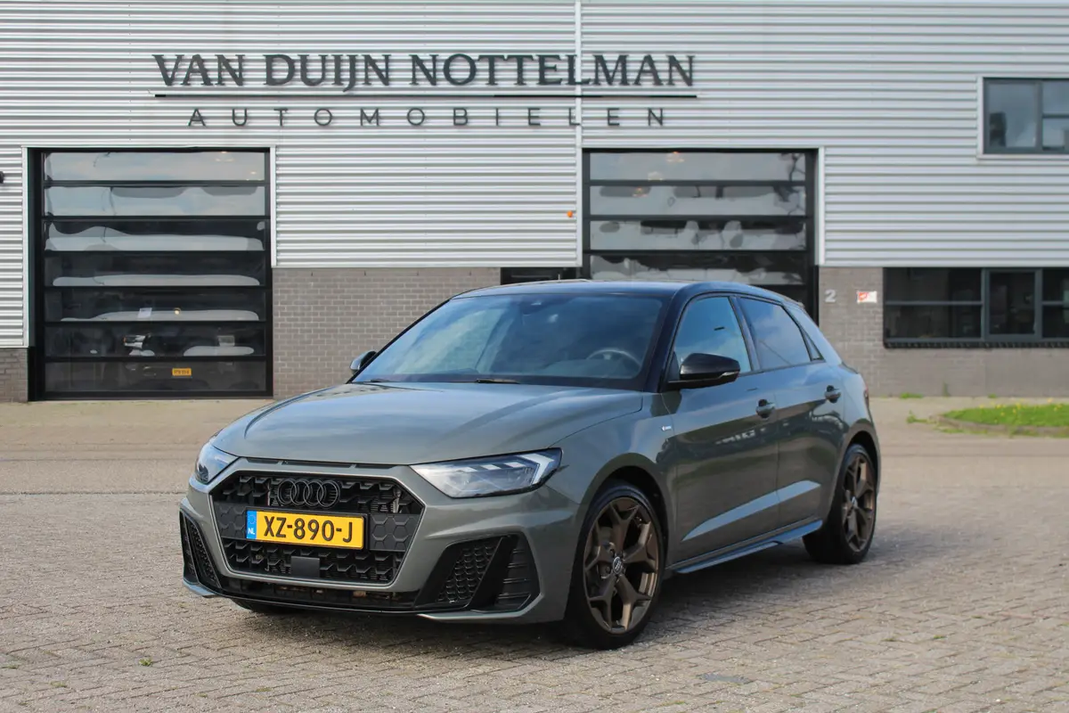 Audi A1 Sportback 30 TFSI S Line Edition One: foto 1