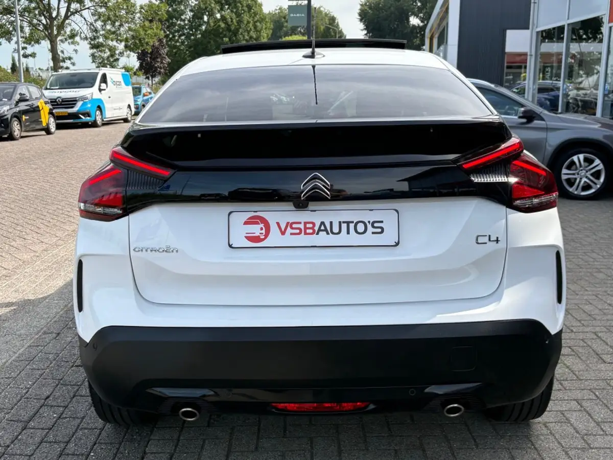 Citroën C4 1.2 PURETECH AUT. 130PK SHINE+ PANO-DAK NAVI CARPLAY HEAD-UP RIEM-VERVANGEN CARPLAY PDC: foto 21