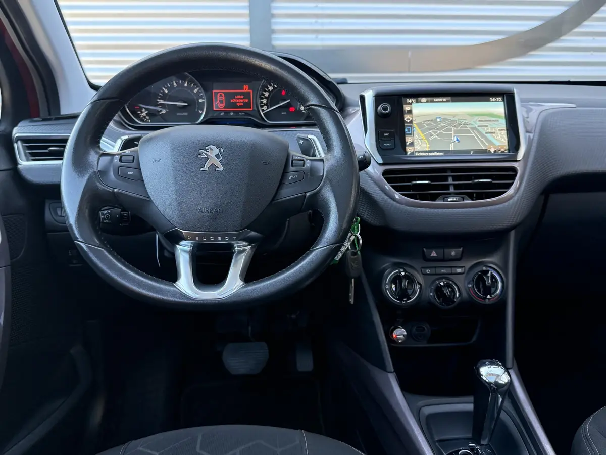 Peugeot 2008 1.2 PureTech Active: foto 2