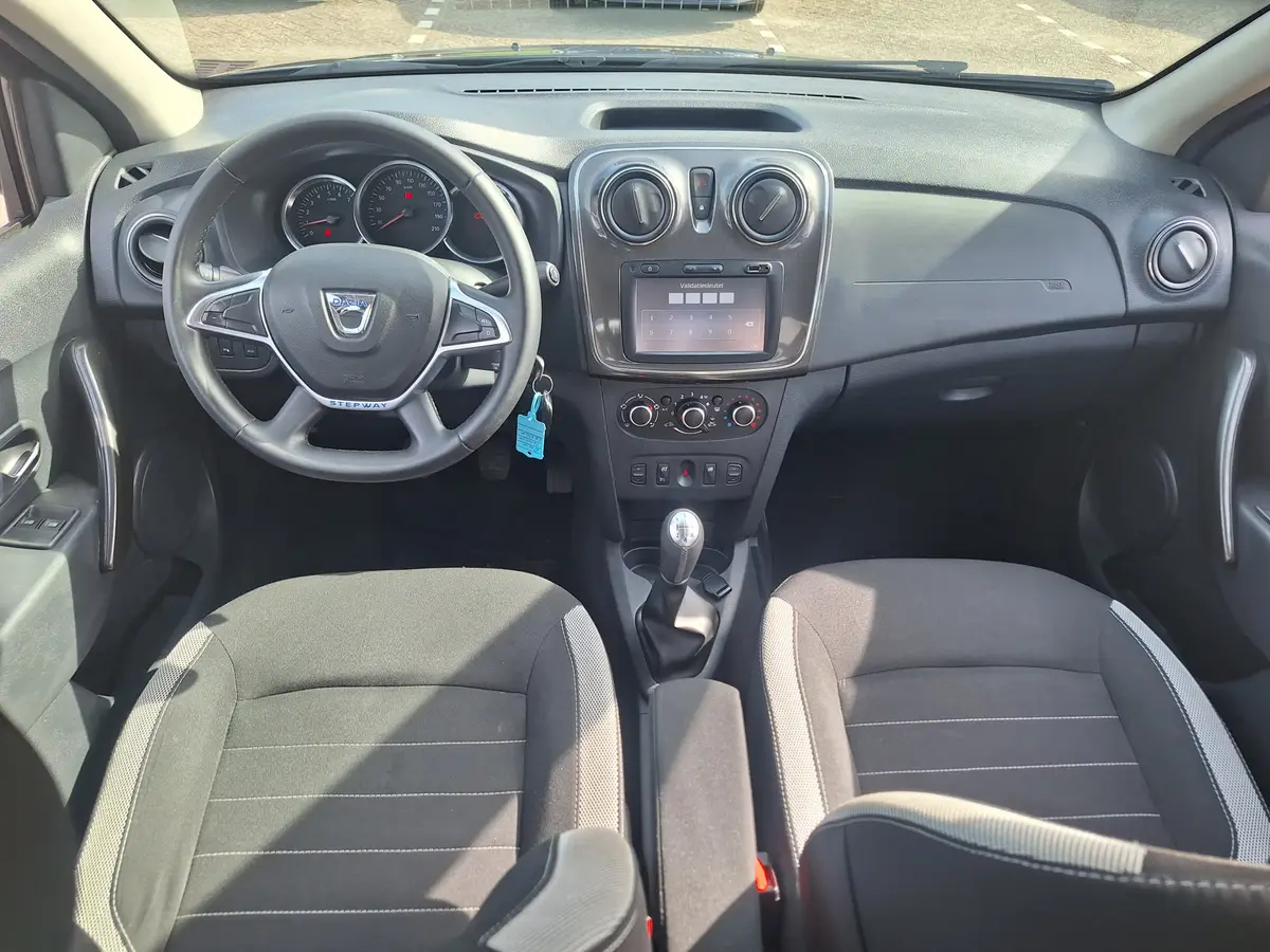 Dacia Sandero Stepway 0.9 TCe SL: foto 2