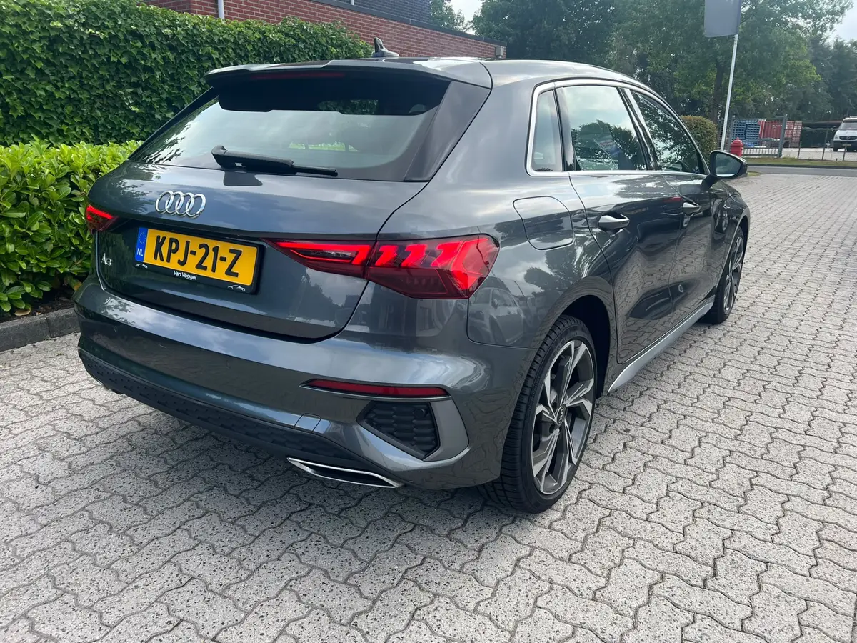 Audi A3 Sportback 40 TFSI e S Line: foto 25