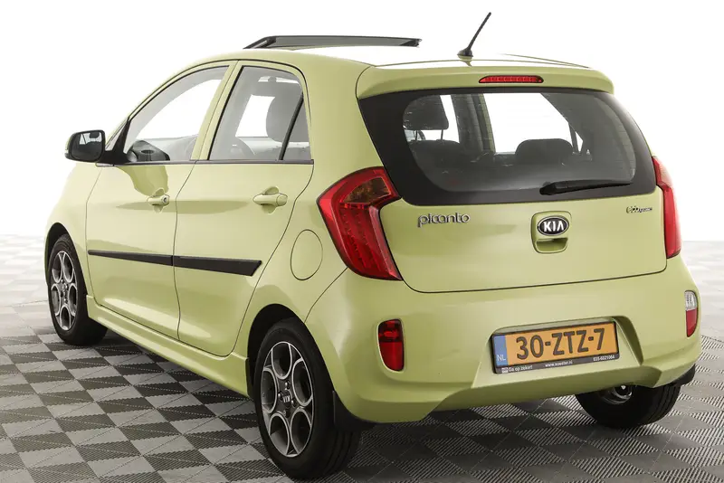 Kia Picanto 1.0 CVVT ISG Plus Pack 2013 leasen bij DreamLease: foto 2