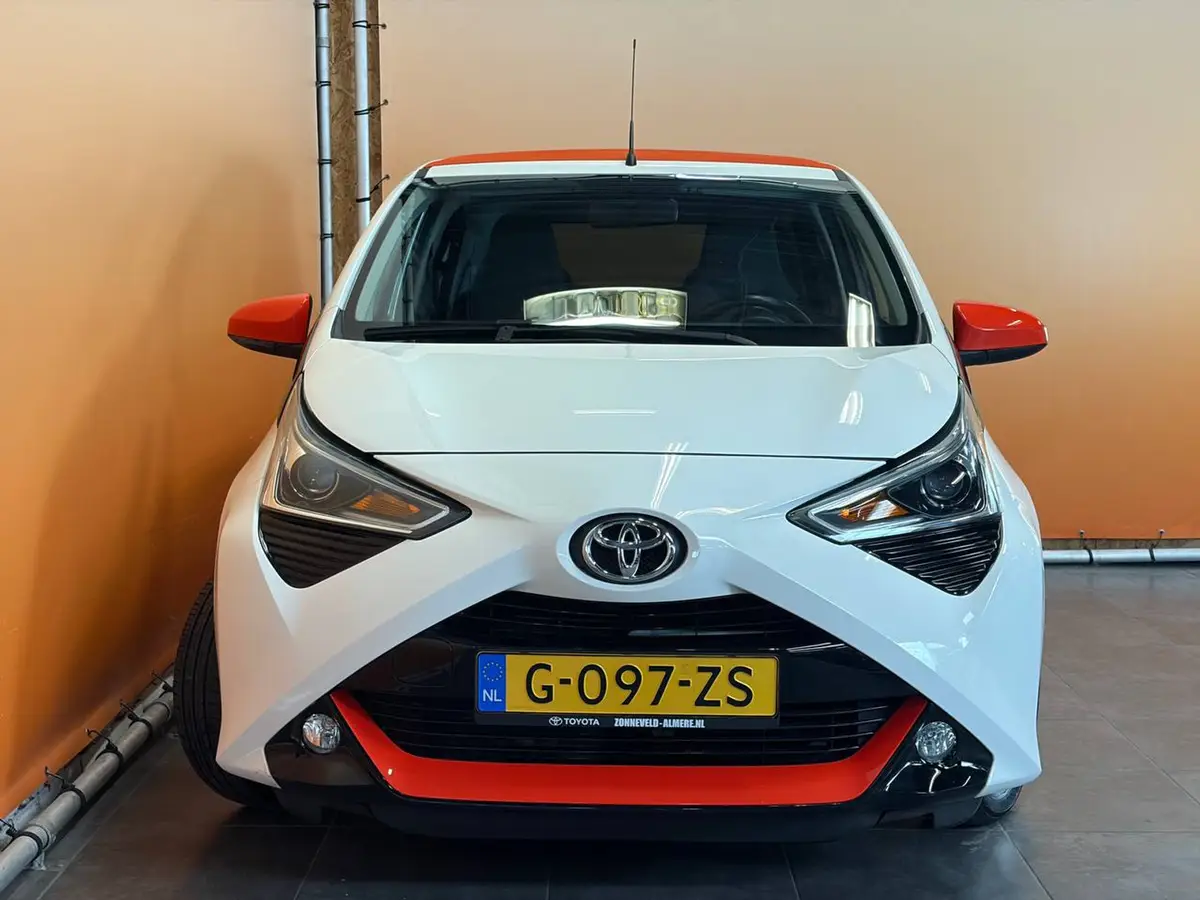 Toyota Aygo 1.0 VVT-i x-otic: foto 2