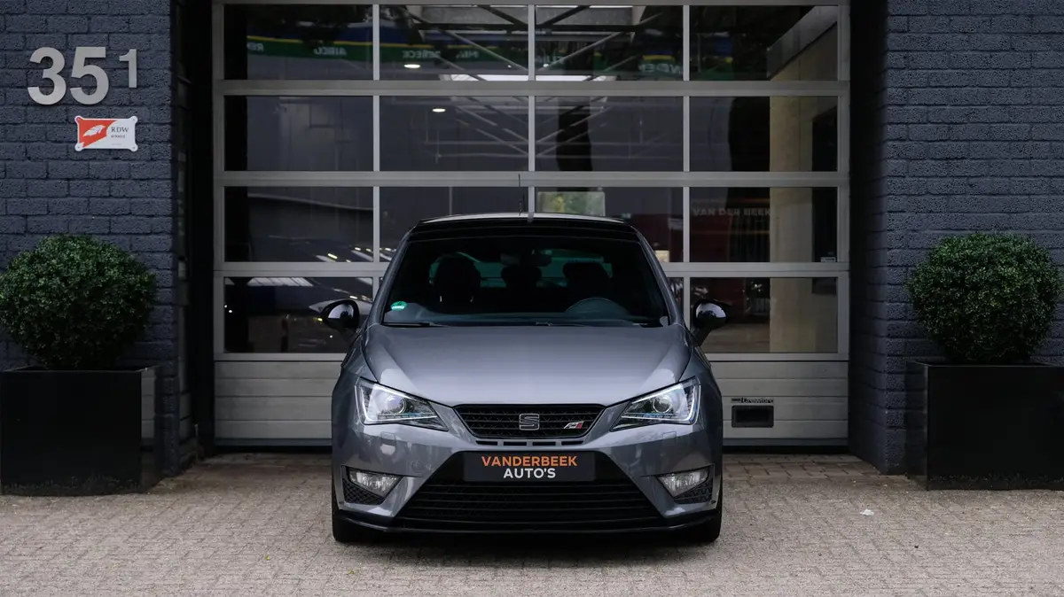 SEAT Ibiza SC 1.8 TSI Cupra 192PK Carplay|Pano|Downpipe|Sparco: foto 2